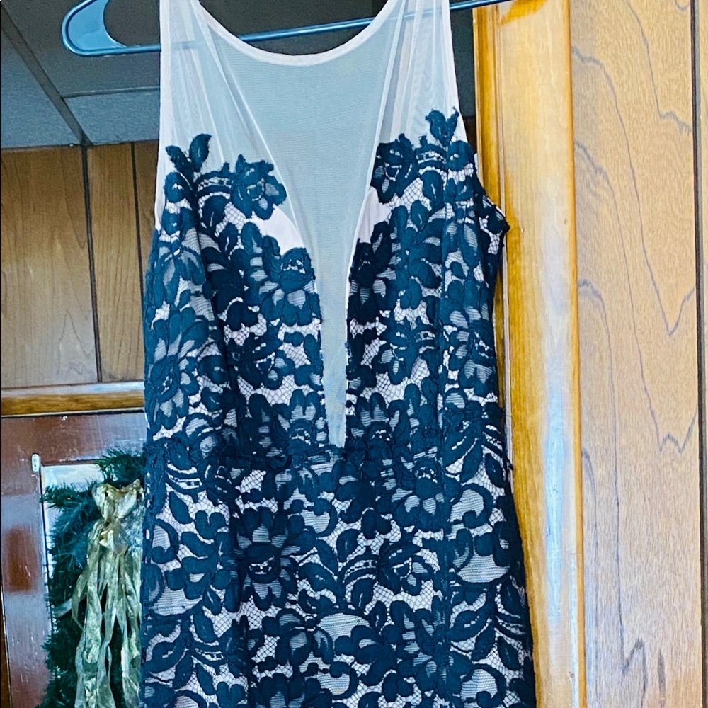 Black dress size Large